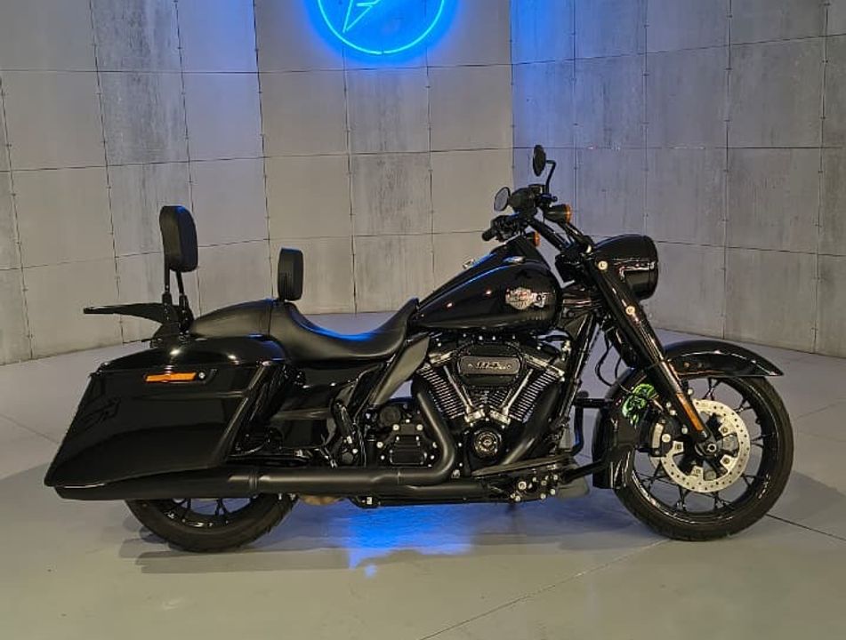 Harley Road King Special