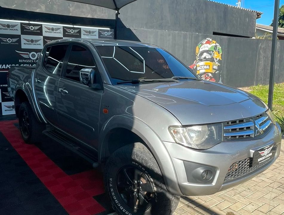 Mitsubishi L200 Triton HPE 3.5 CD V6 24V Flex Aut.