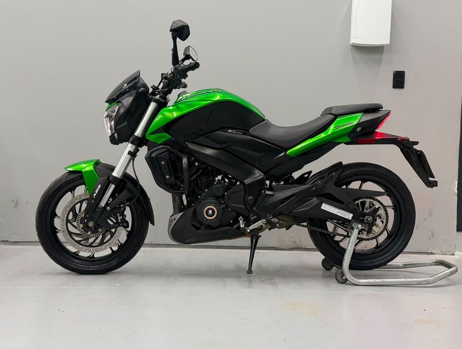 BAJAJ DOMINAR 400 