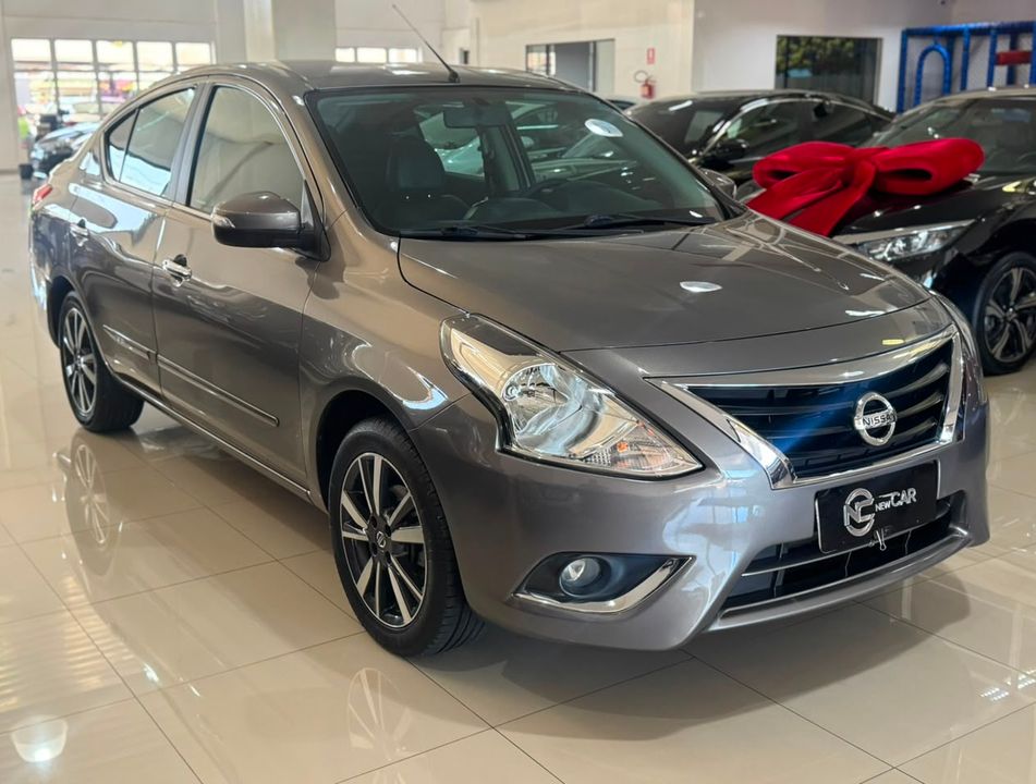 Nissan VERSA SV 1.6 16V FlexStart 4p Aut.