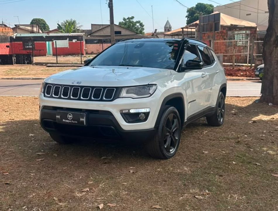 Jeep COMPASS LONGITUDE 2.0 4x4 Dies. 16V Aut.