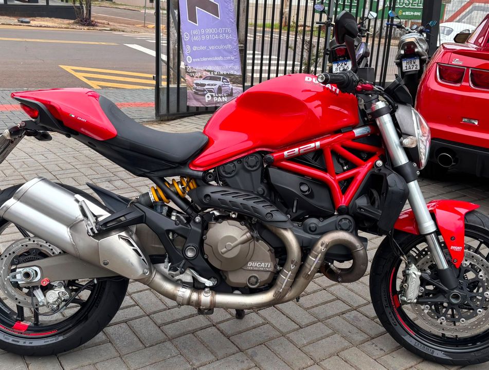 Ducati MONSTER 821