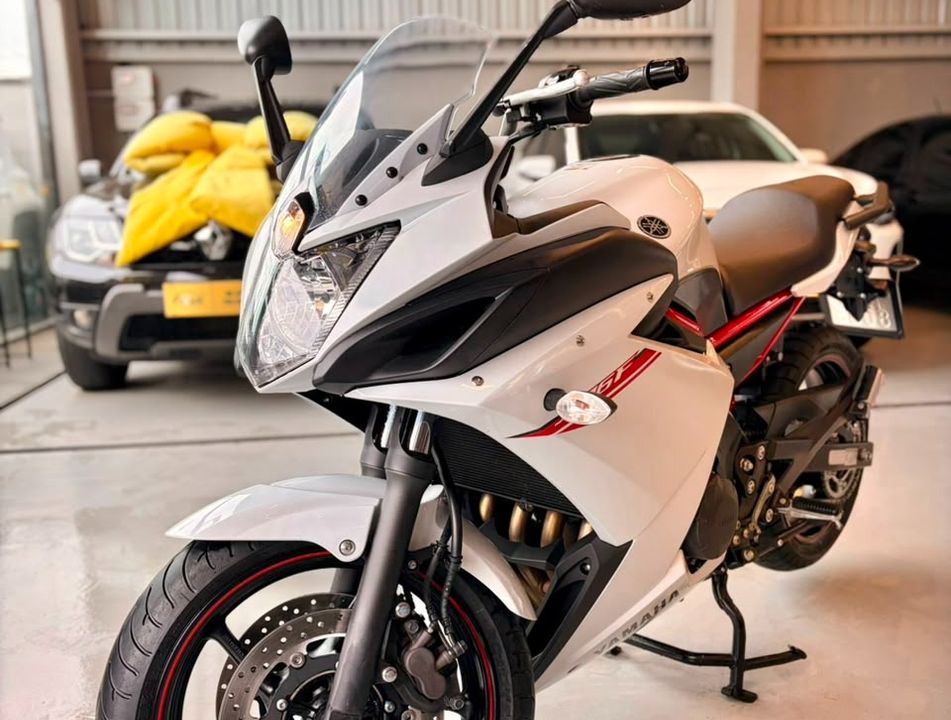 YAMAHA XJ6 F
