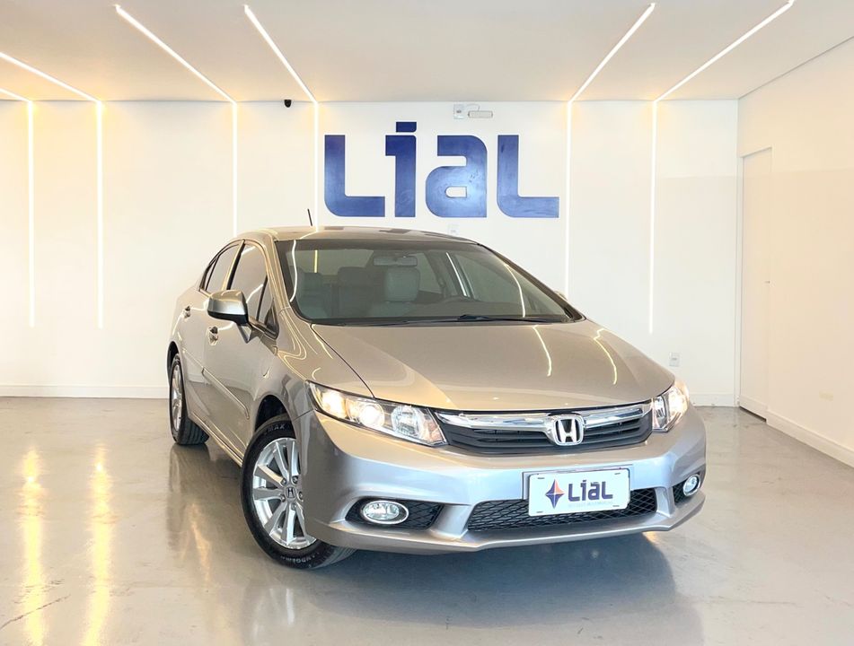 Honda Civic Sedan LXS 1.8/1.8 Flex 16V Mec. 4p