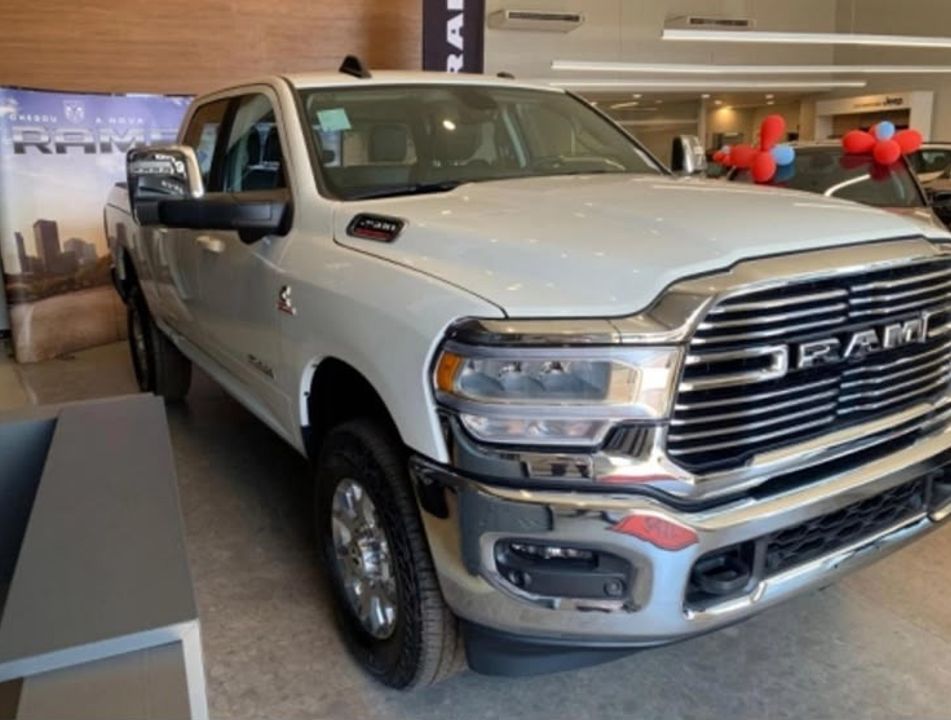 RAM 6.7 16 TURBO DIESEL LARAMIE CD 4X4 AUTOMATICO
