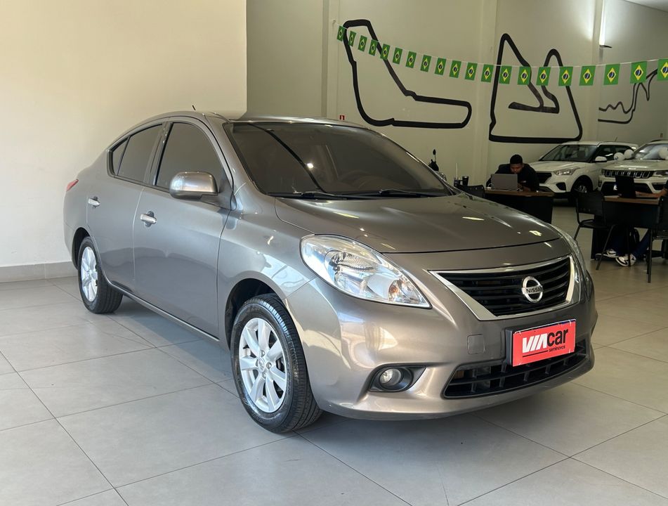 Nissan VERSA SL 1.6 16V Flex Fuel 4p Mec.