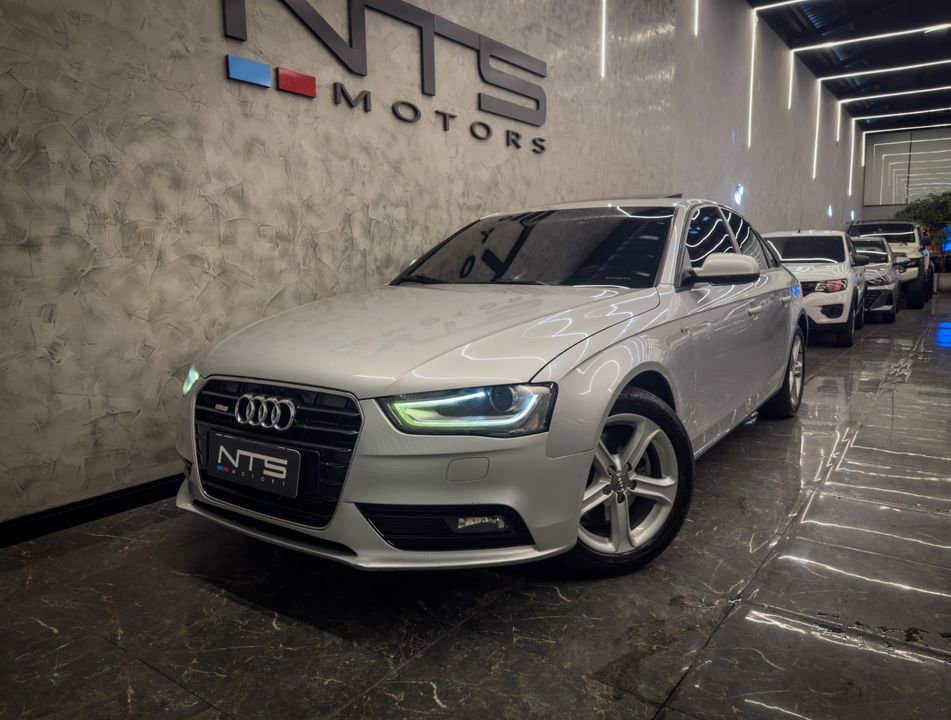 Audi A4 2.0 16V TFSI Quattro Stronic