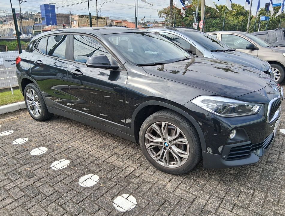 BMW X2 SDRIVE 18i 1.5 ActiveFlex 136cv Aut.