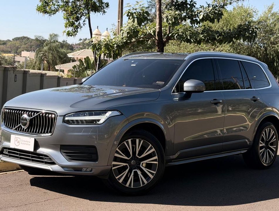 Volvo XC 90 T-6 MOMENTUM 2.0 320cv 5P