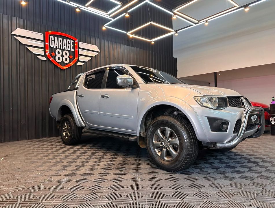 Mitsubishi L200 Triton HPE 3.5 CD V6 24V Flex Aut.