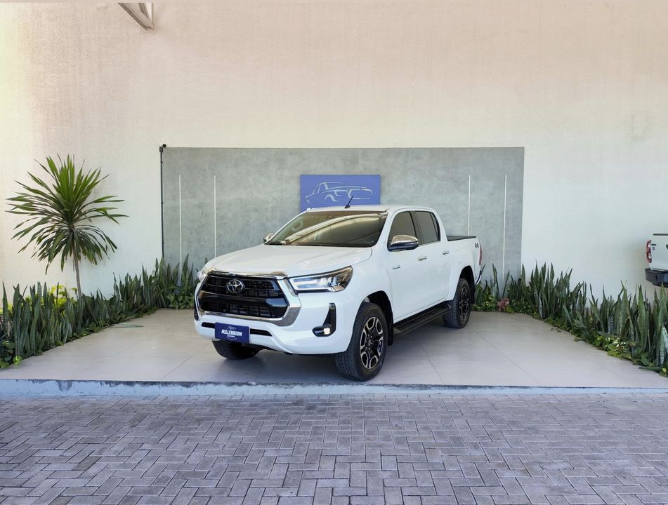 Toyota Hilux CD SRX 4x4 2.8 TDI 16V Diesel Aut.