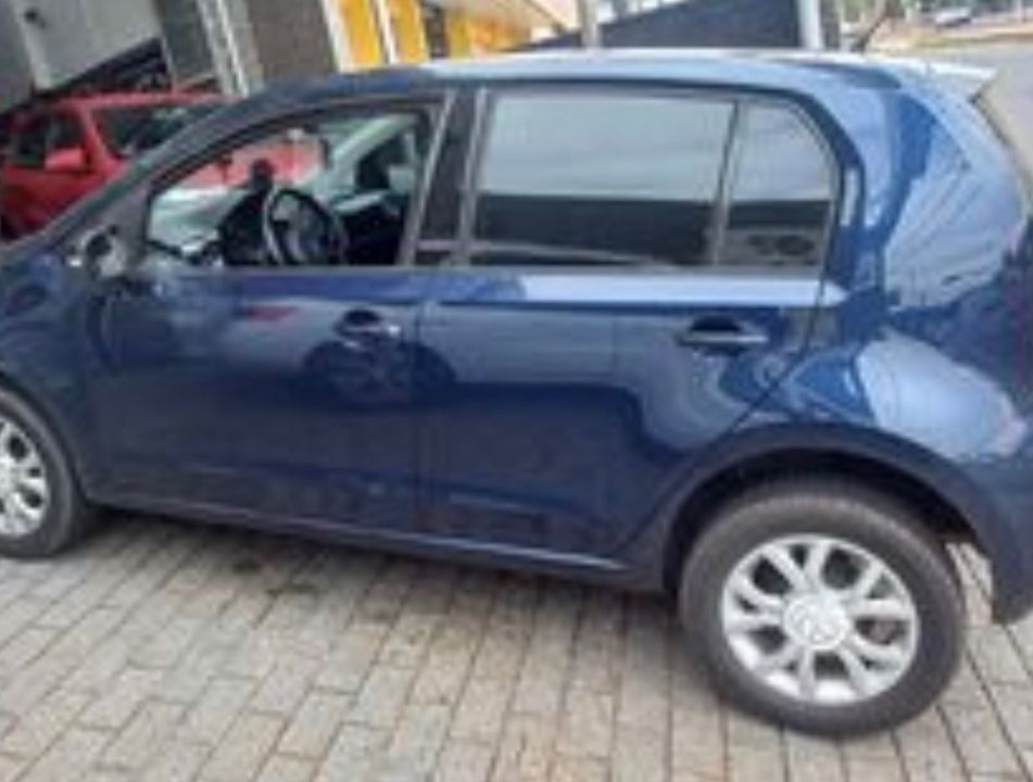 VolksWagen up! high I MOTION 1.0 T. Flex 12V 5p