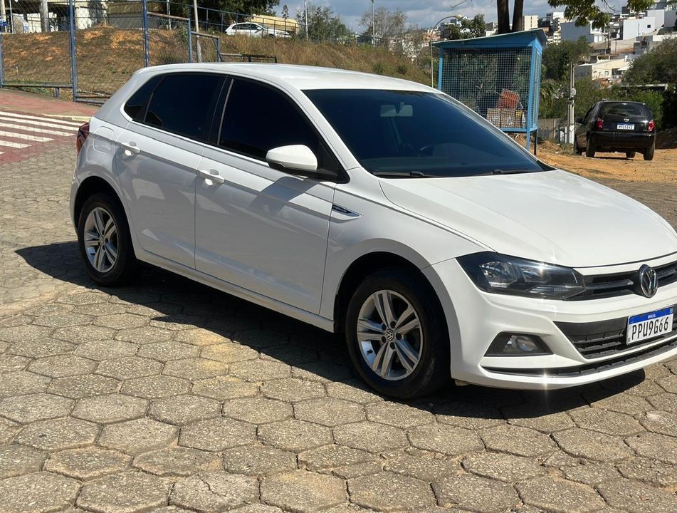 VolksWagen Polo Sed.COMFORT. I MOTION 1.6 T.Flex 4p
