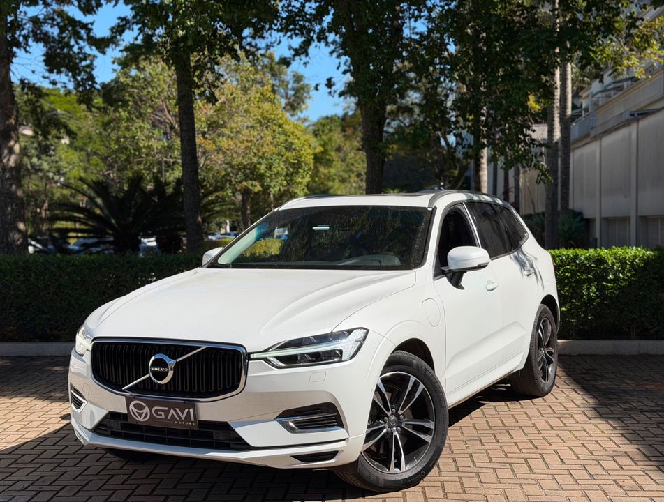 Volvo XC 60 T-8 MOMENTUM 2.0 (Híbrido)