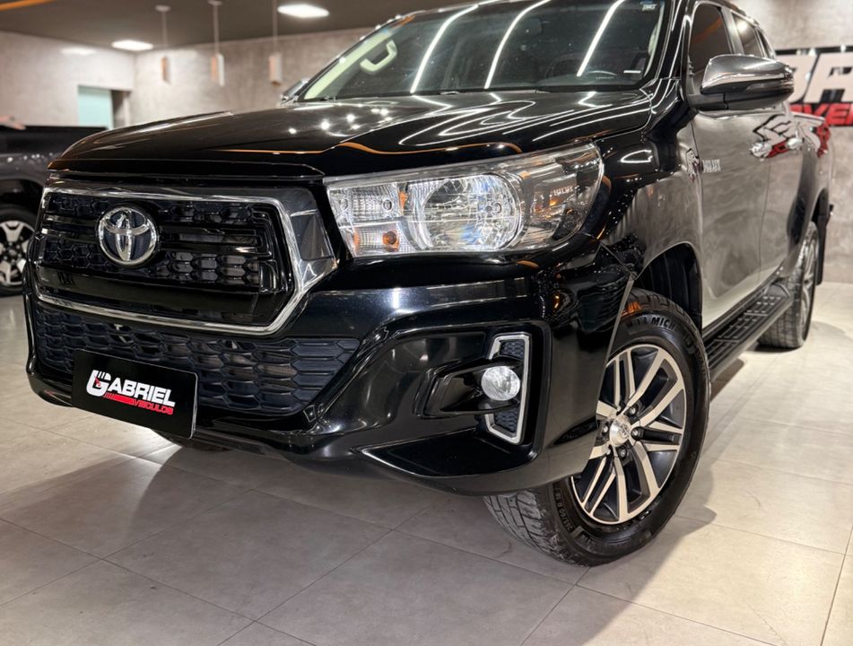 Toyota Hilux CD SRV 4x4 2.8 TDI Diesel Aut.