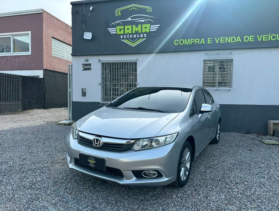 Honda Civic Sedan LXS 1.8/1.8 Flex 16V Aut. 4p