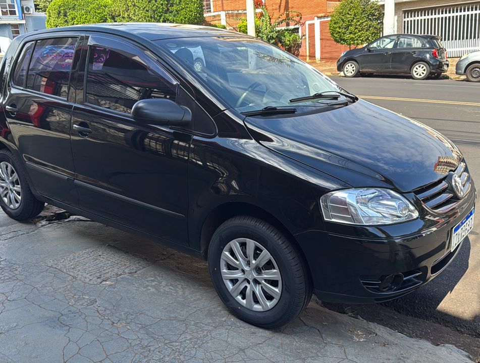VolksWagen Fox Plus 1.0Mi/ 1.0Mi Total Flex 8V 4p