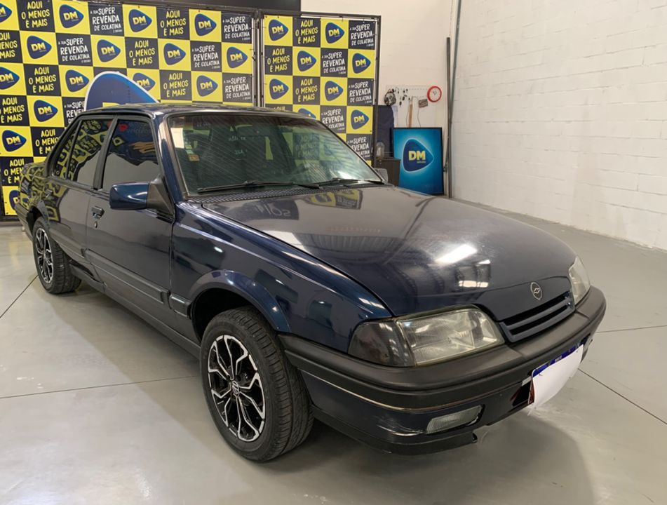 Chevrolet Monza GLS/ Hi-Tech 2.0 EFI 2p e 4p