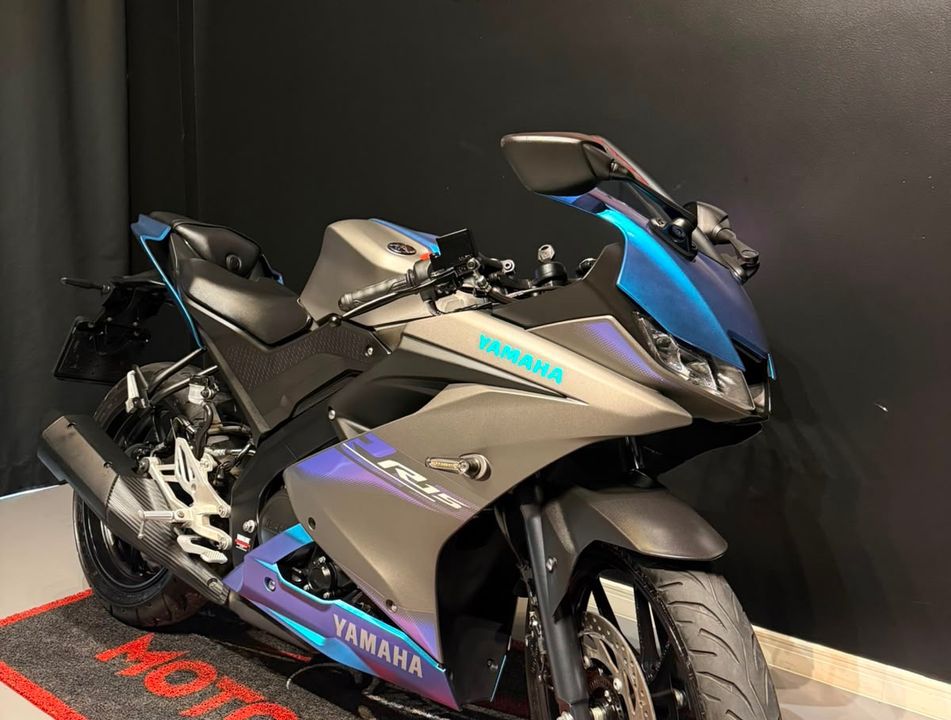 YAMAHA YZF R-15 155 ABS