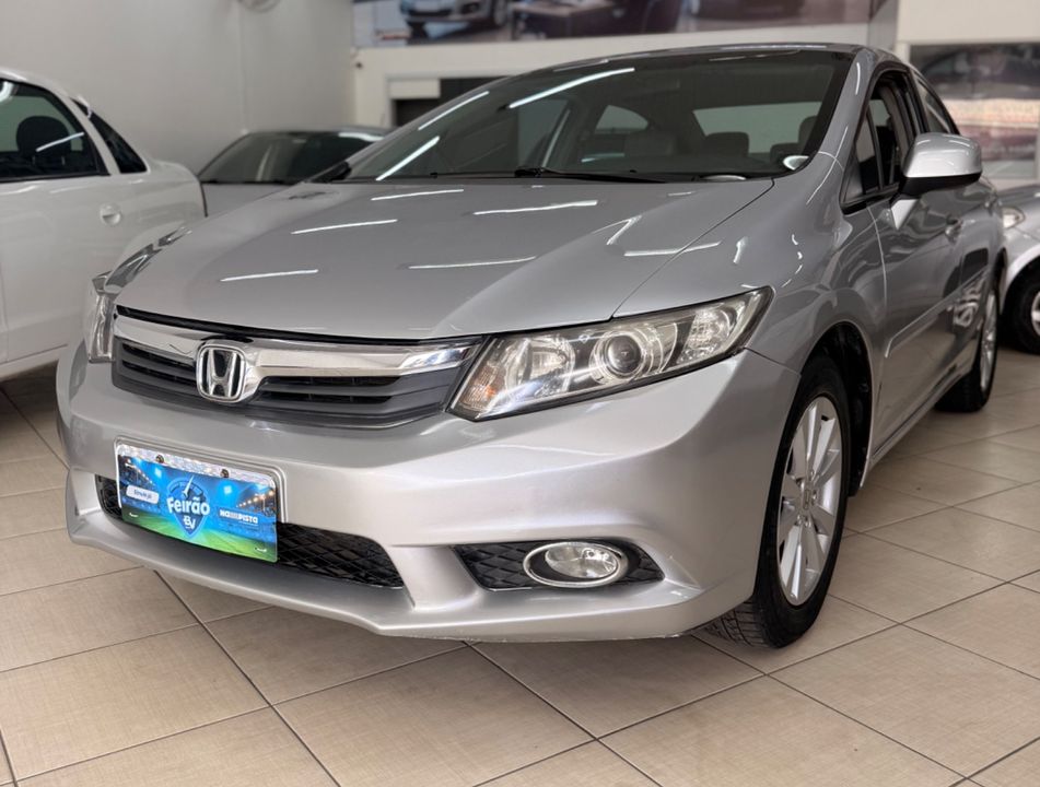 Honda Civic Sedan LXS 1.8/1.8 Flex 16V Aut. 4p