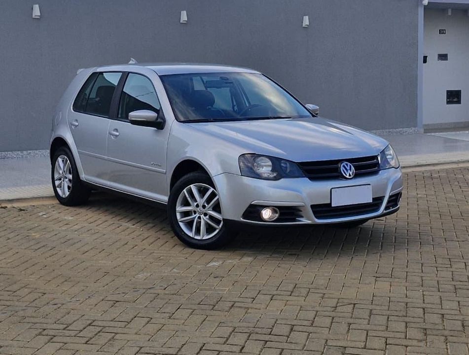 VolksWagen Golf Sportline 2.0 Mi Total F. 8V Tip.