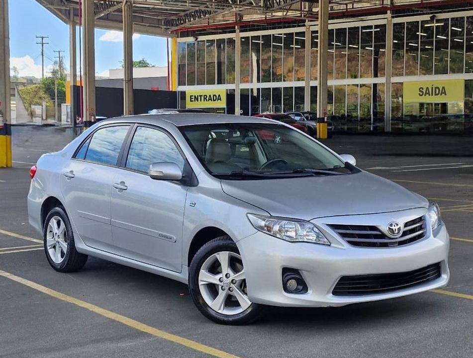 Toyota Corolla XEi 2.0 Flex 16V Aut.