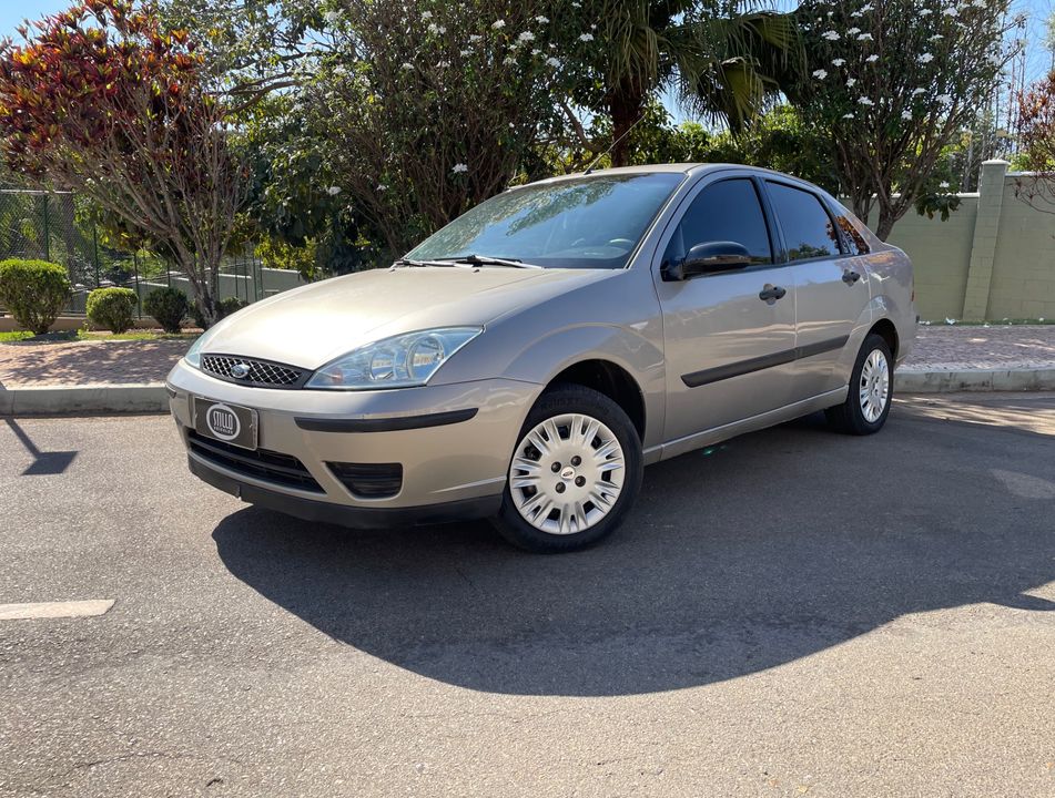 Ford Focus Sedan 1.6/1.6 Flex 8V/16V 4p Mec.