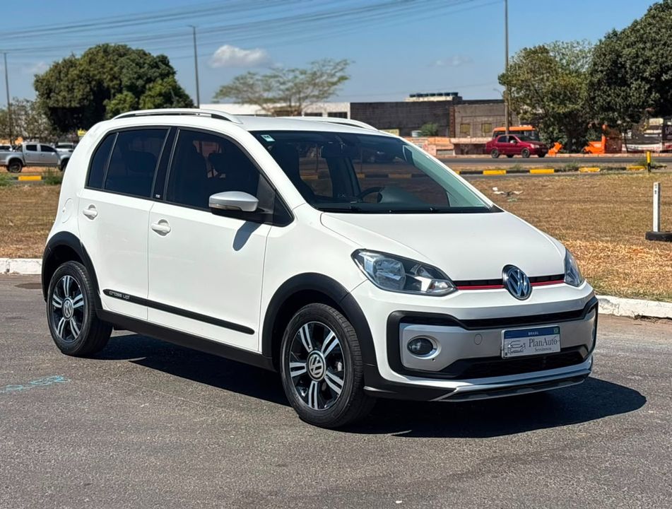 VolksWagen up! cross 1.0 TSI Total Flex 12V 5p