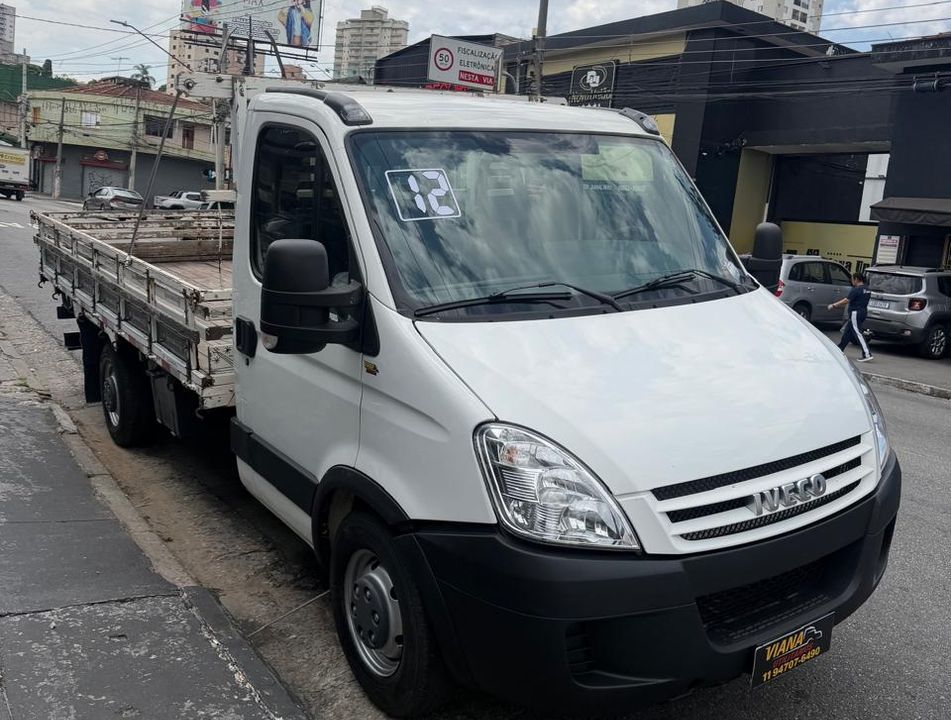 IVECO DAILY CHASSI 35S14 2p (diesel)