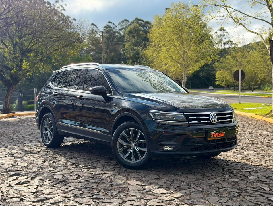 VolksWagen TIGUAN Allspac Comf 250 TSI 1.4 Flex