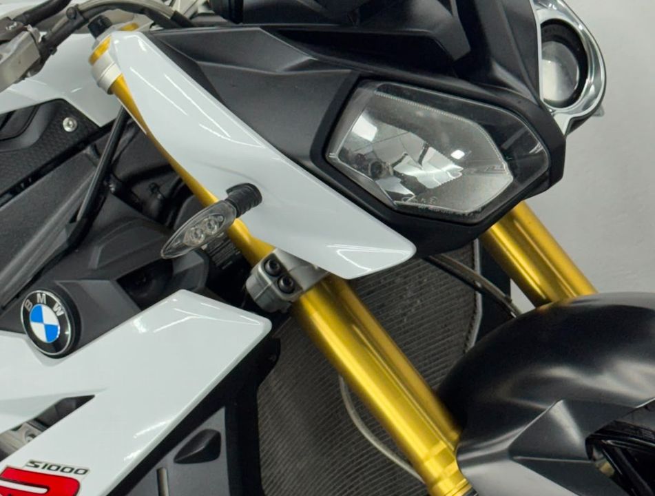 BMW S 1000 R