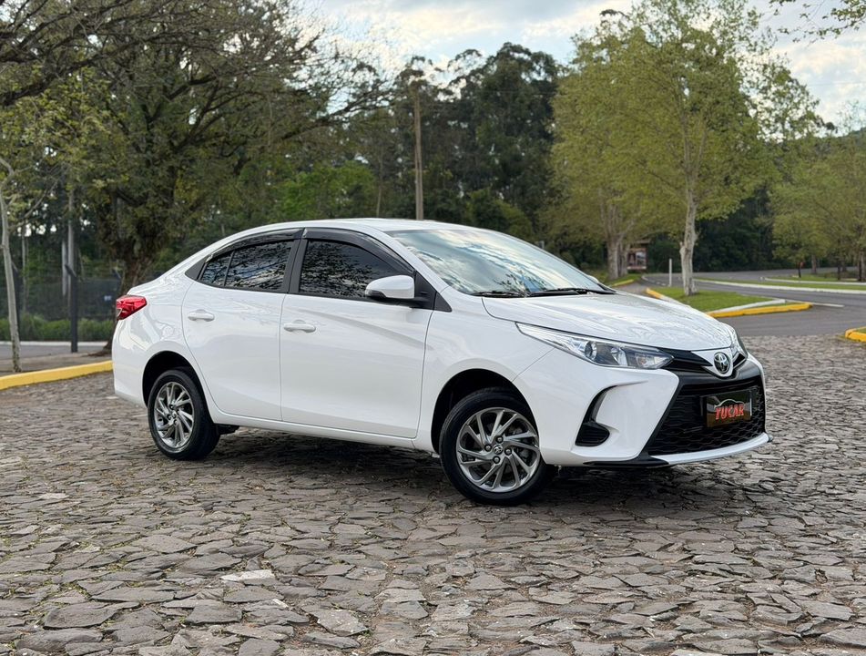 Toyota YARIS XS Sedan 1.5 Flex 16V 4p Aut.