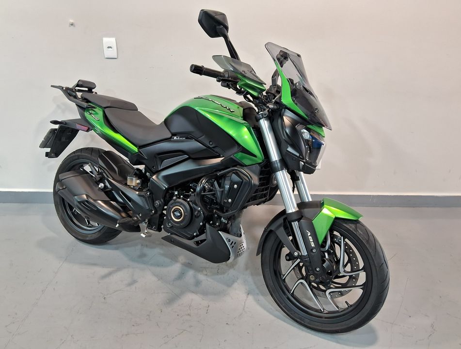 BAJAJ DOMINAR 400 