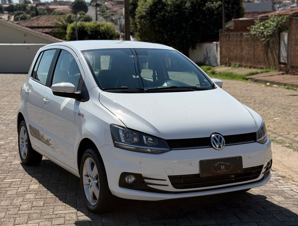 VolksWagen Fox Rock in Rio 1.6 Mi Total Flex 8V 5p