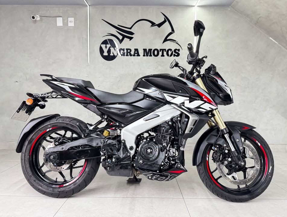 BAJAJ DOMINAR NS400Z
