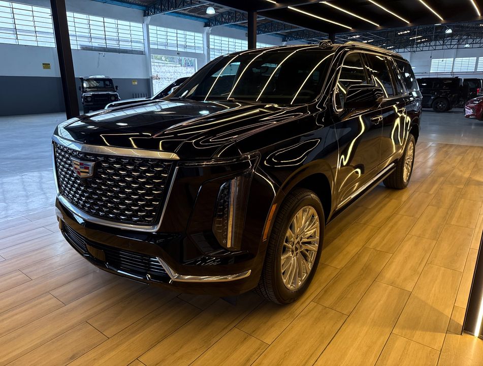 Cadillac LUXURY