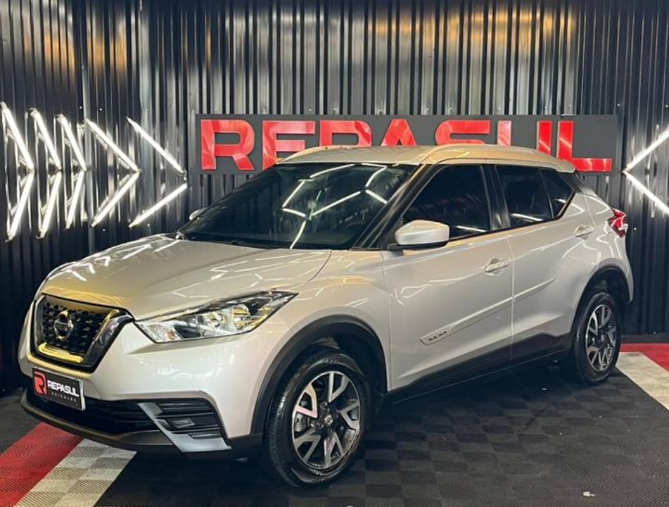 Nissan KICKS SL 1.6 16V FlexStar 5p Aut.