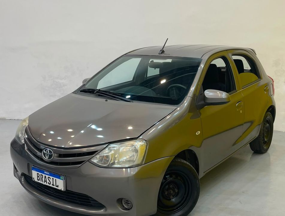 Toyota ETIOS X 1.3 Flex 16V 5p Mec.