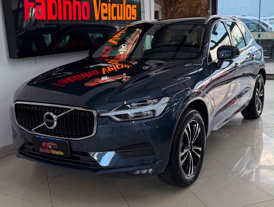 Volvo XC 60 D-5 MOMENTUM 2.0 AWD Diesel 5p