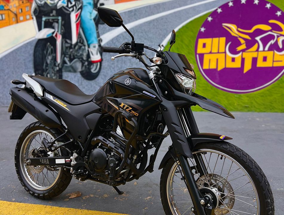 YAMAHA XTZ 250 LANDER 249cc/LANDER BLUEFLEX/ABS