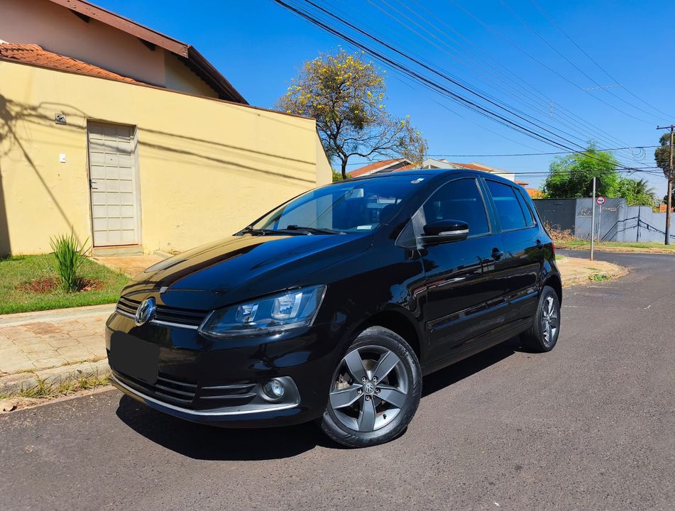VolksWagen Fox Connect 1.6 Flex 8V 5p