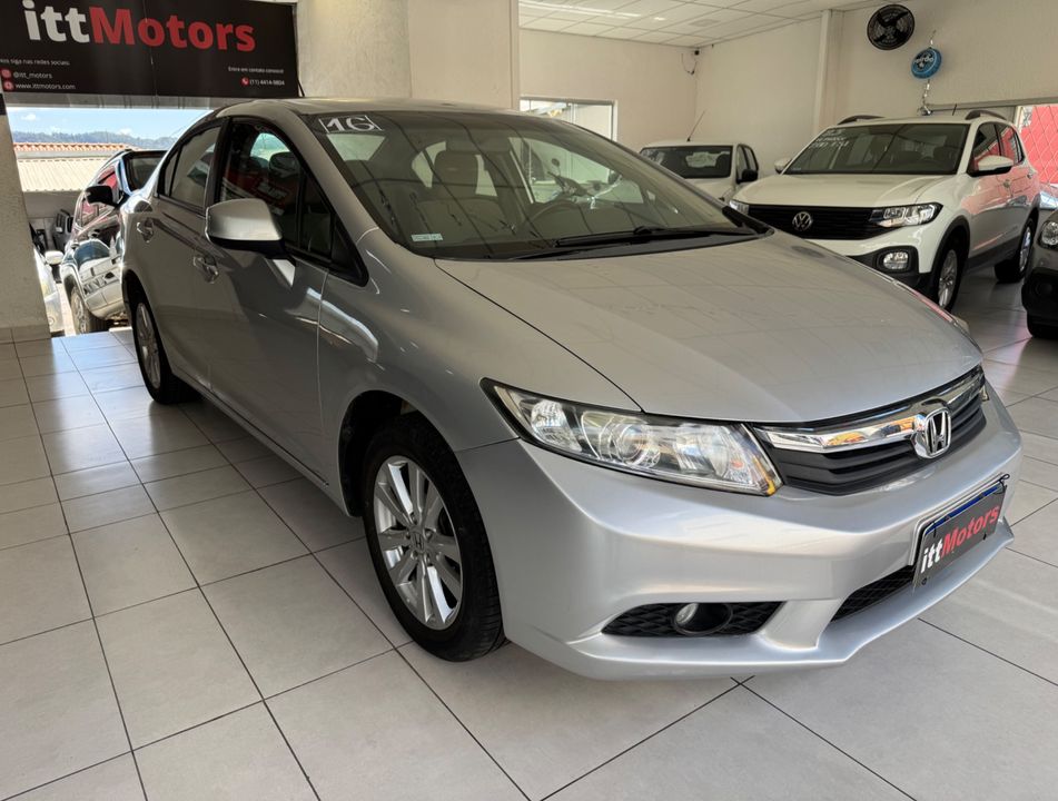 Honda Civic Sedan LXS 1.8/1.8 Flex 16V Aut. 4p