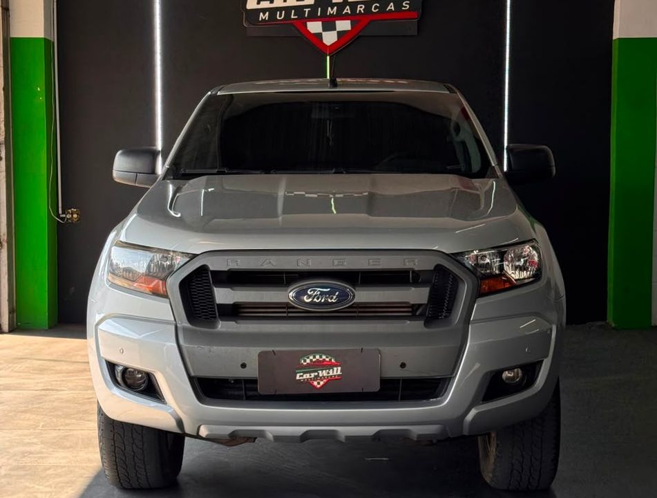 Ford Ranger XLS 2.2 4x4 CD Diesel Mec.