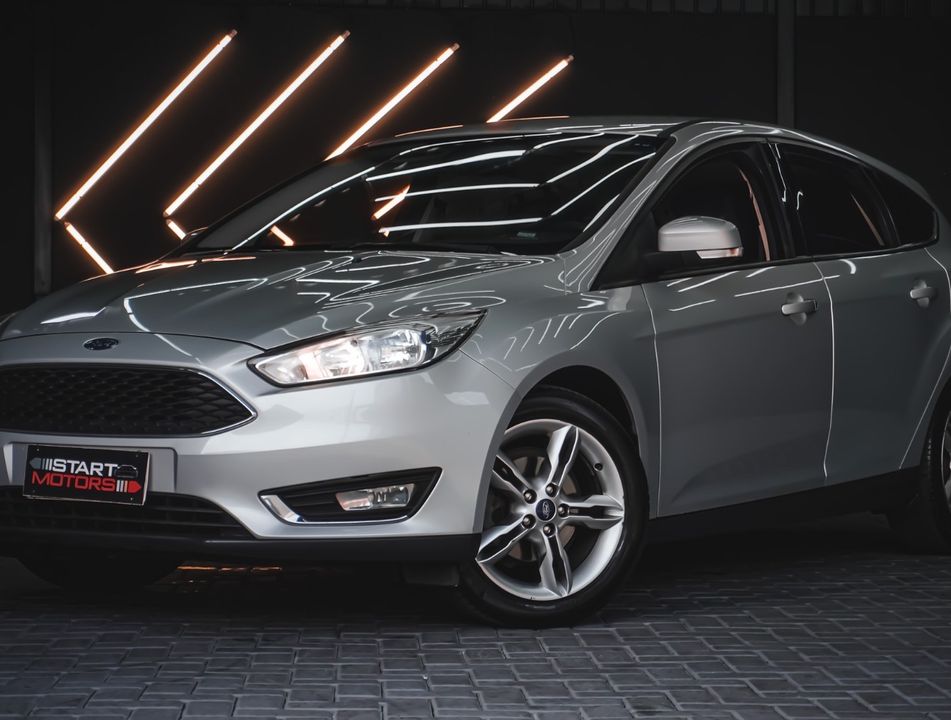 Ford Focus 1.6 S/SE/SE Plus Flex 8V/16V  5p