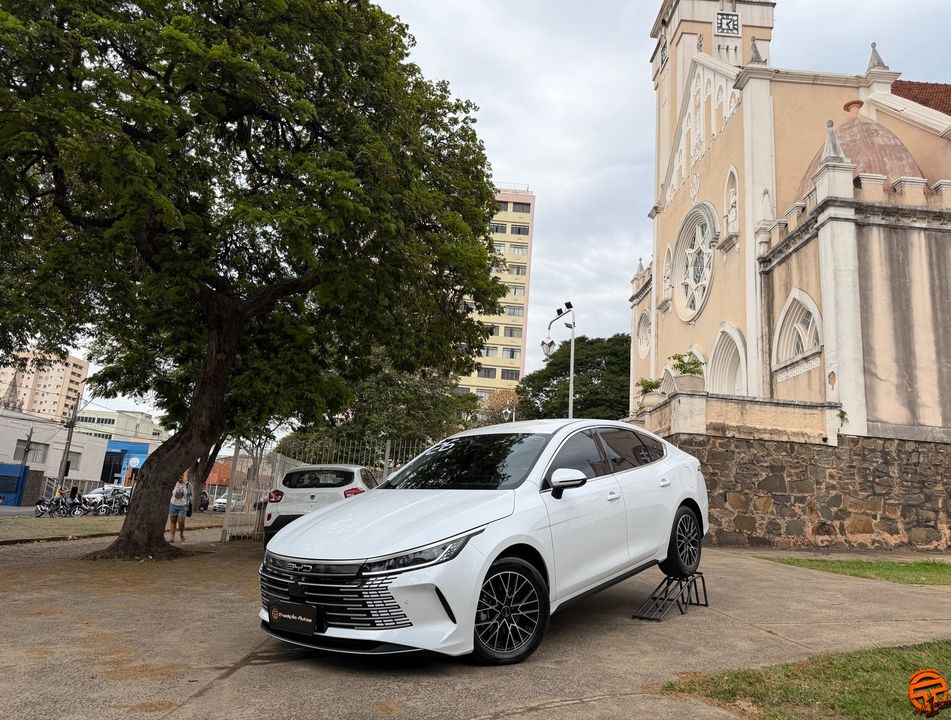 BYD King GS 1.5 16V Aut. (Hibrido)