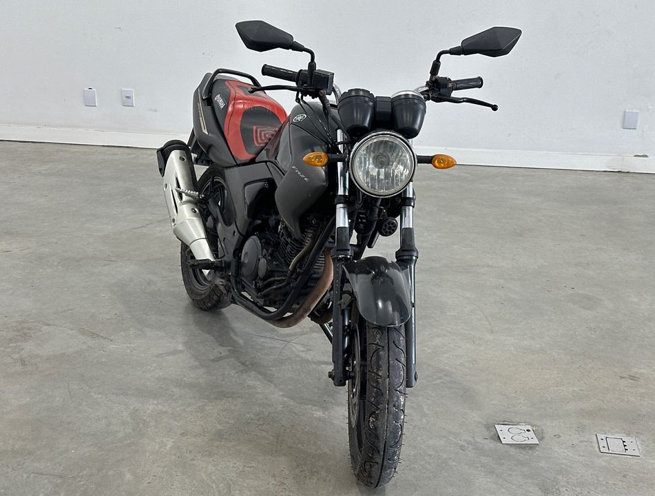 YAMAHA YS 250 FAZER/ FAZER L. EDITION /BLUEFLEX
