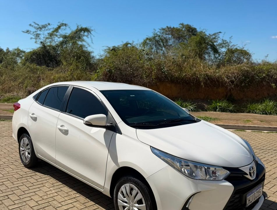 Toyota YARIS XL Sedan 1.5 Flex 16V 4p Aut.