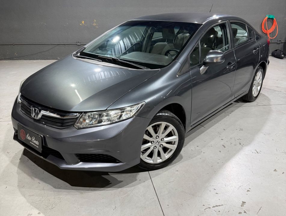 Honda Civic Sedan LXS 1.8/1.8 Flex 16V Mec. 4p