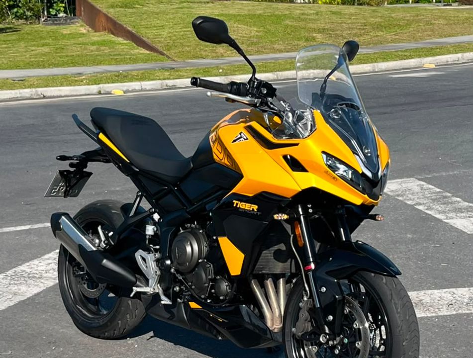 TRIUMPH TIGER 800 SPORT