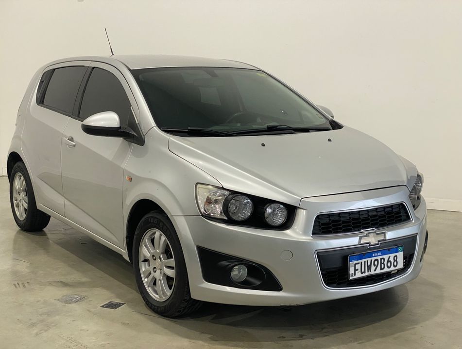 Chevrolet SONIC HB LT 1.6 16V FlexPower 5p Mec.